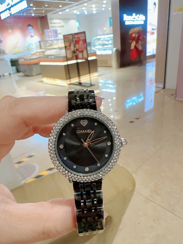 ブランド時計背面デザイン